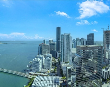 495 Brickell Ave - Photo Thumbnail 19