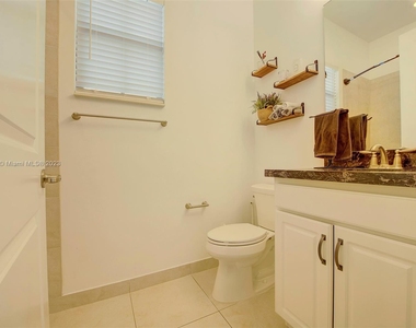 11849 Sw 13th Ct - Photo Thumbnail 35