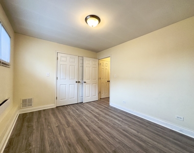 5858 W Fullerton Avenue - Photo Thumbnail 5