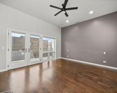 1544 W North Avenue - Photo Thumbnail 8