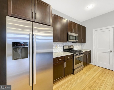 1323 Girard Street Nw - Photo Thumbnail 14