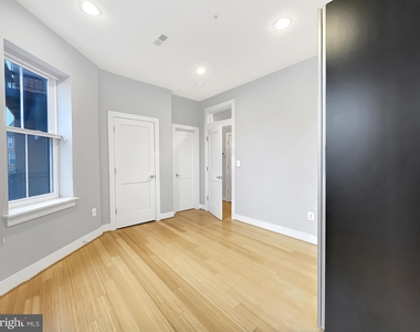 1323 Girard Street Nw - Photo Thumbnail 18