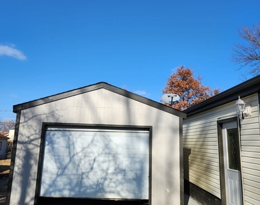 560 Cedar Street - Photo Thumbnail 12