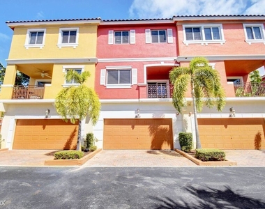 1602 Coastal Bay Blvd - Photo Thumbnail 1