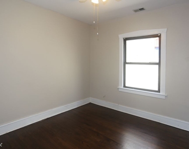 3504 W. Grace, Unit 3 - Photo Thumbnail 13