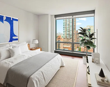 West 66  St  - Photo Thumbnail 1