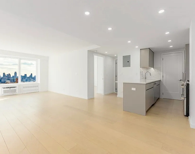 West 88 St  - Photo Thumbnail 1