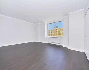 West 67 St  - Photo Thumbnail 1