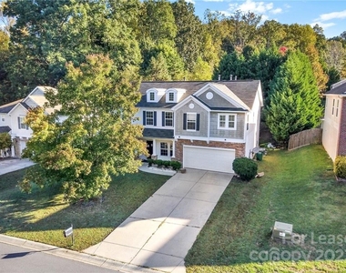 7612 Brookwood Valley Lane - Photo Thumbnail 3