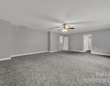 7612 Brookwood Valley Lane - Photo Thumbnail 32