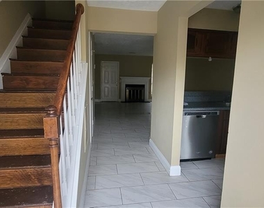 4672 Longman Way - Photo Thumbnail 2