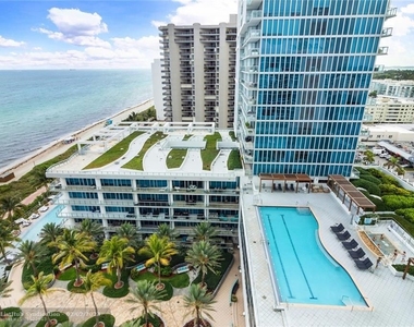 6801 Collins Ave - Photo Thumbnail 25