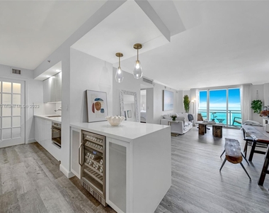 6917 Collins Ave - Photo Thumbnail 0