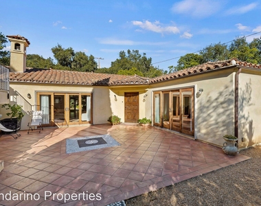 937 Camino Viejo Road - Photo Thumbnail 3