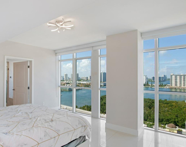 400 Sunny Isles Blvd - Photo Thumbnail 2