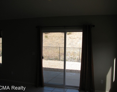 1540 Addington Drive - Photo Thumbnail 25