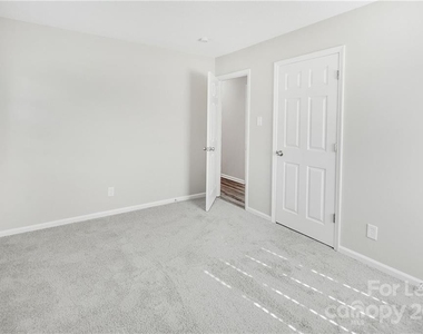 4418 Westridge Drive - Photo Thumbnail 22