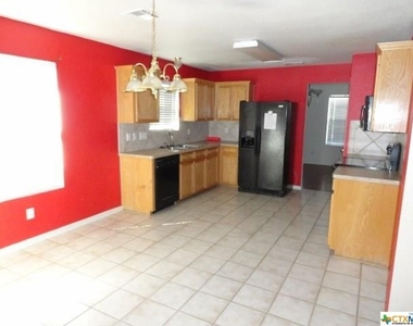 3904 Bull Run Drive - Photo Thumbnail 4