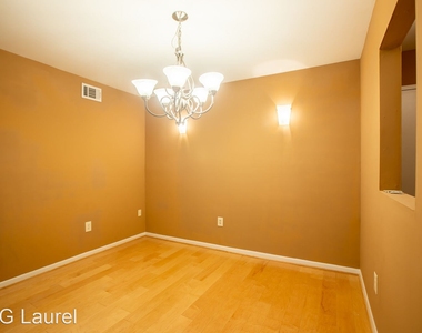 9633 Whiteacre Rd Unit B2 - Photo Thumbnail 5