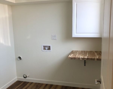 5525-5535 East Yale Ave #15 - Photo Thumbnail 12