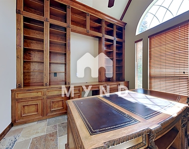 4110 Avalon Ln - Photo Thumbnail 18