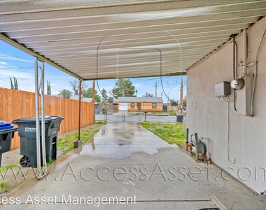 424 W Acacia Ave - Photo Thumbnail 13