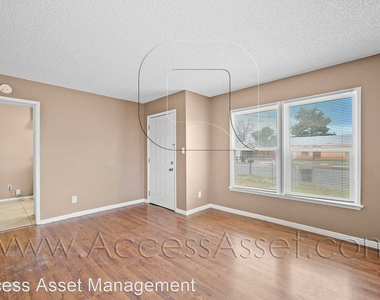 424 W Acacia Ave - Photo Thumbnail 15