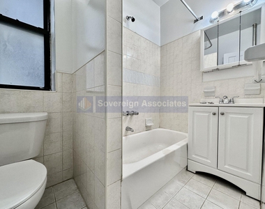 590 Fort Washington Avenue - Photo Thumbnail 5