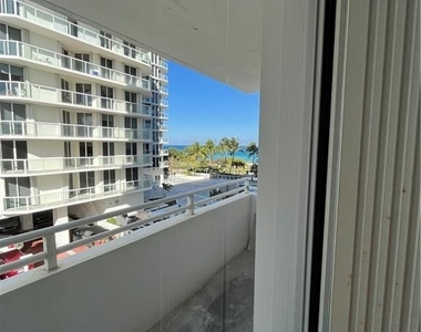 8911 Collins Ave - Photo Thumbnail 6