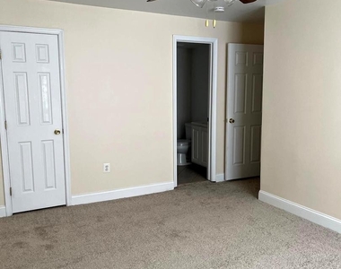 4709 Tecumseh St #103 - Photo Thumbnail 10