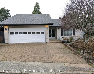 3145 Winslow Way Nw - Photo Thumbnail 0