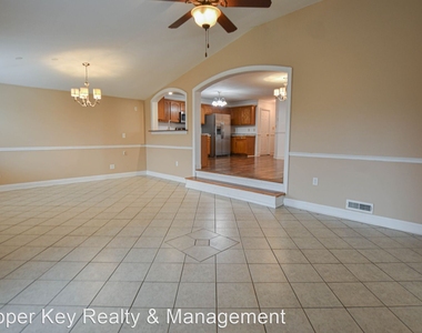 2609 Sugar Hill Court - Photo Thumbnail 10