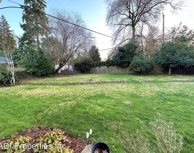 12820 Sw Glenhaven Street - Photo Thumbnail 10