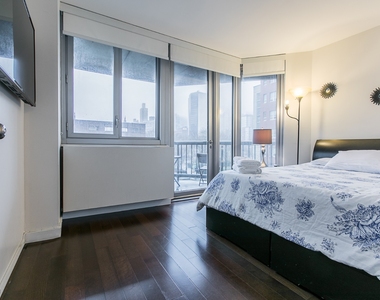 401 East 34th Street - Photo Thumbnail 6