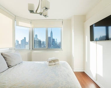 401 East 34th Street - Photo Thumbnail 8