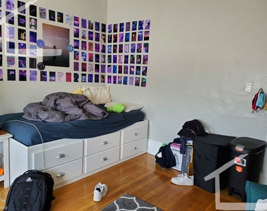 463 Park Dr Apt 21 - Photo Thumbnail 0