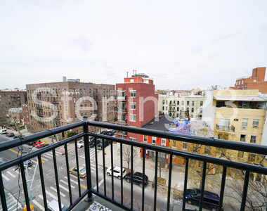 36-8 28th Avenue - Photo Thumbnail 7