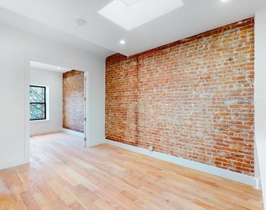 1250 Flatbush Avenue - Photo Thumbnail 4