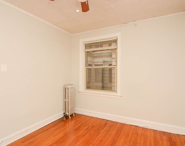 548 W. Surf, Unit 2n - Photo Thumbnail 15