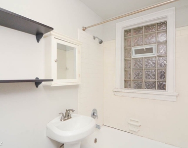 548 W. Surf, Unit 2n - Photo Thumbnail 18