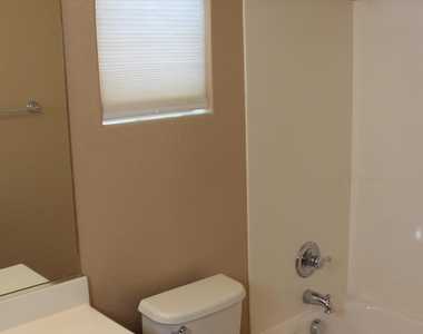 6583 S San Jacinto Street - Photo Thumbnail 15