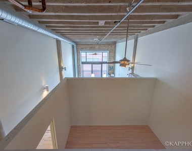 2545 S Dearborn Street - Photo Thumbnail 10