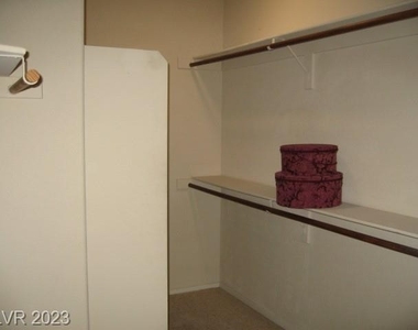 7242 Platinum Creek Street - Photo Thumbnail 7