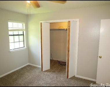 9803 Pinnacle Valley Road - Photo Thumbnail 16