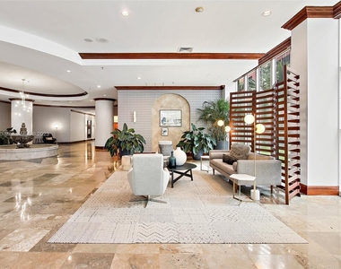 1111 Brickell Bay Dr - Photo Thumbnail 28