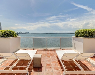 1111 Brickell Bay Dr - Photo Thumbnail 22