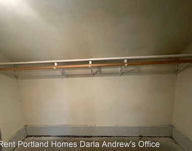 2640 N Watts St Unit A - Photo Thumbnail 16