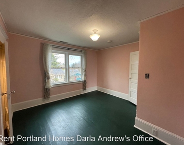 2640 N Watts St Unit A - Photo Thumbnail 13