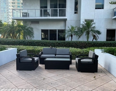 1060 Brickell Ave - Photo Thumbnail 21