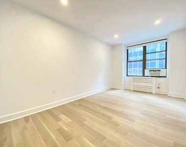 TRUE 2BED on E 47th Street - Photo Thumbnail 2